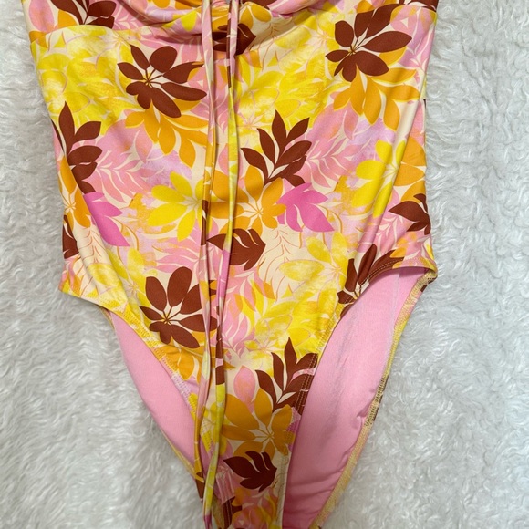 Orion Pink Lemonade swimsuit Xirena - Picture 4 of 9